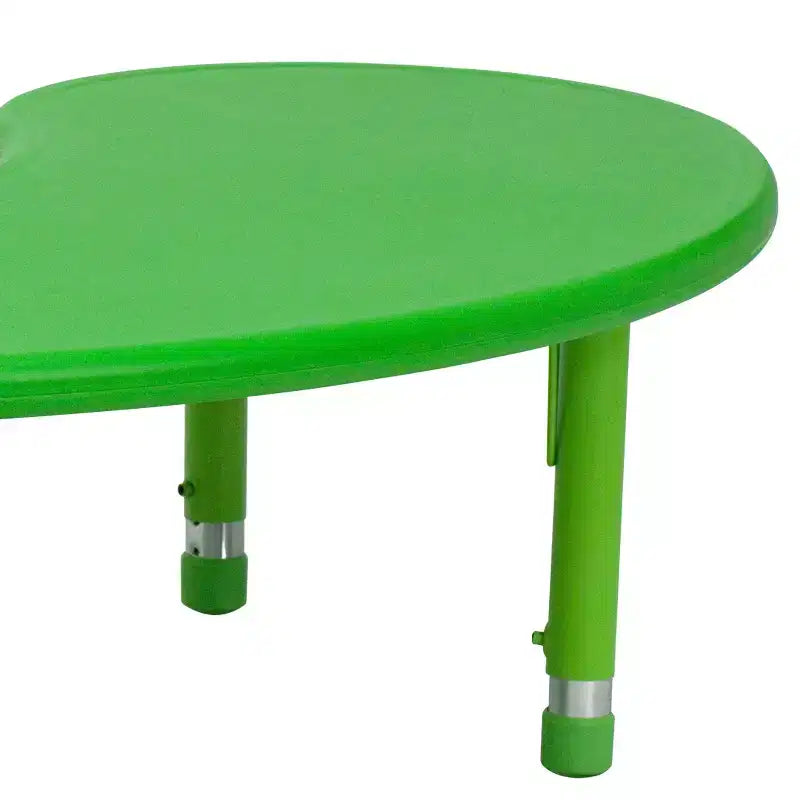 Table d'activités réglable en hauteur en plastique demi-lune Emma et Oliver 35 po larg. x 65 po long.
