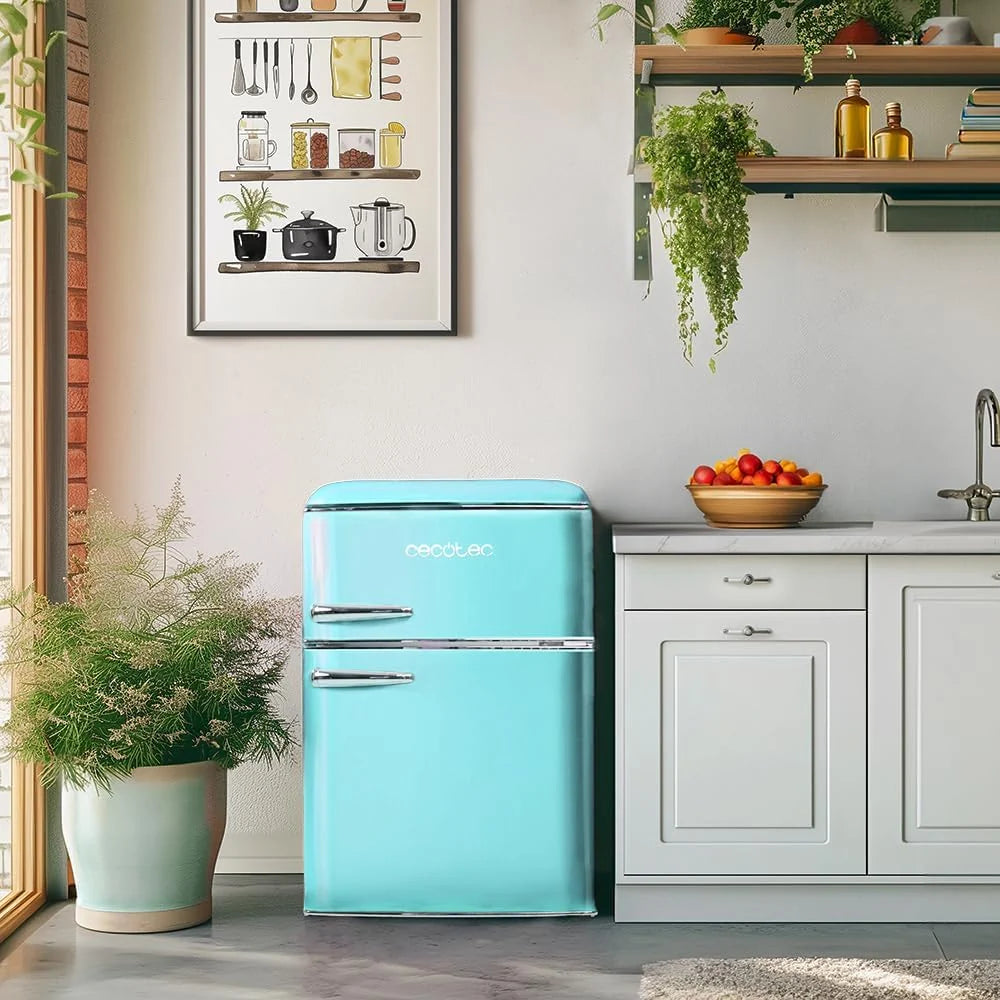 Cecotec Mini Réfrigérateur 2 Portes Retro 86L Bolero CoolMarket 2D Origin 86 Blue E, 89,3cm H et 48,7cm L, IceBox, Classe Énergétoque E, Total No Frost, Lumière Intérieure et Poignée Chromée, Bleu