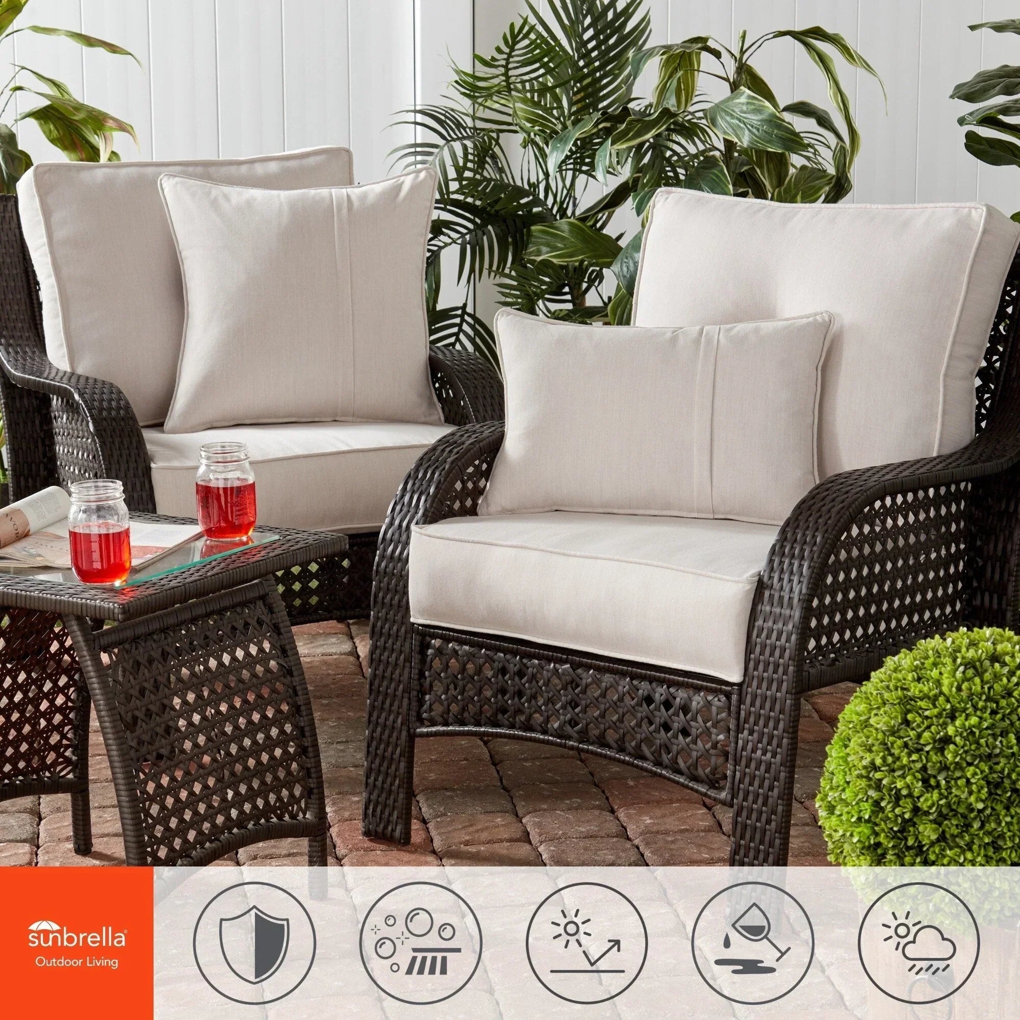 Ensemble de deux coussins d'extérieur haut de gamme Sunbrella pour assise profonde